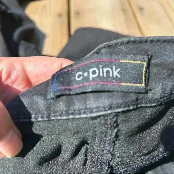 GOTH RIPPED  JEANS & SKULL SCARF BUNDLE - Picture 4 of 4